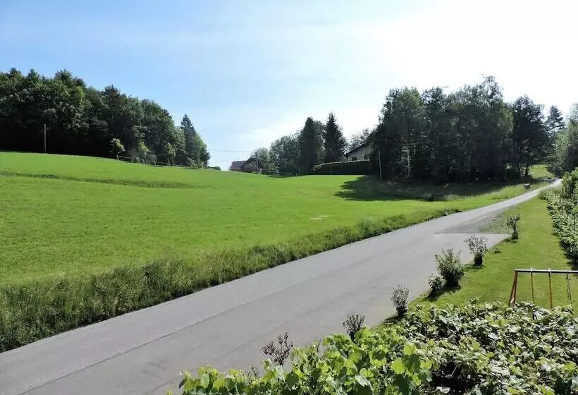 Aamiaismajoitus (B&B) Gästehaus Klopfer