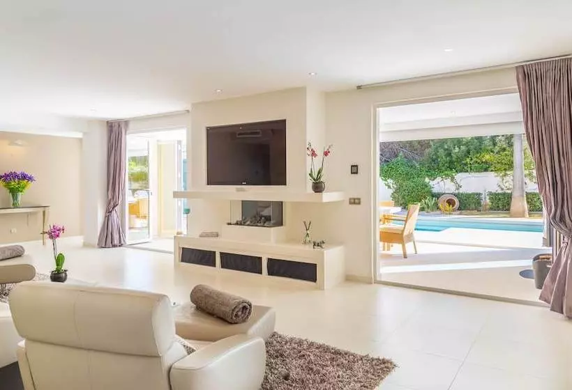 Cala Dor Luxurious Sea Vews Villa With Pool