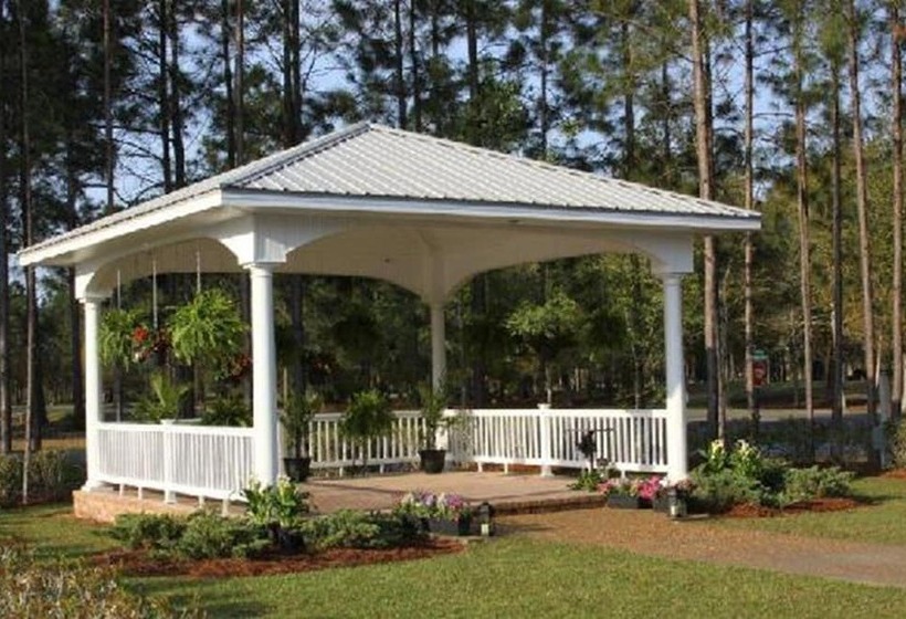 Отель Blueberry Plantation Golf Resort