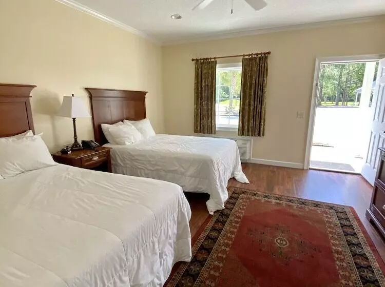 Hotelli Blueberry Plantation Golf Resort