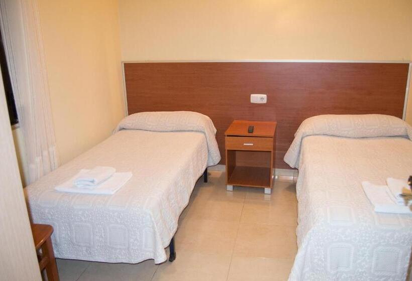 El Roble Hotel Restaurante