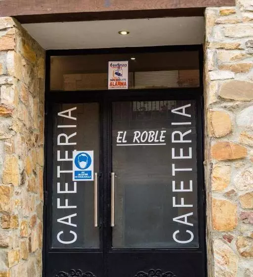 El Roble Hotel Restaurante