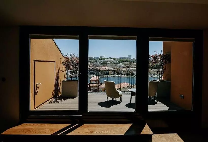 Exmo Hotel By Olivia