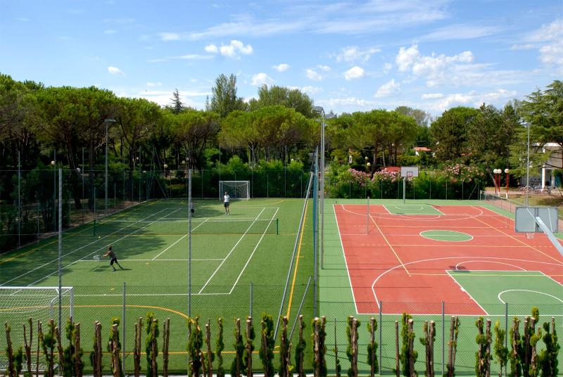 호텔 Club Del Sole Marina Julia Family Camping Village