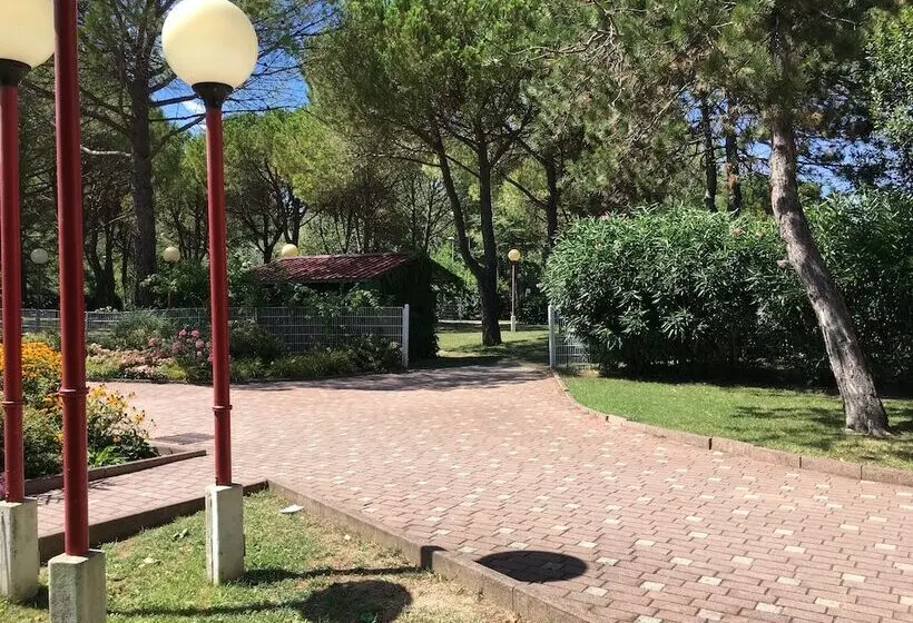 Hotelli Club Del Sole Marina Julia Family Camping Village