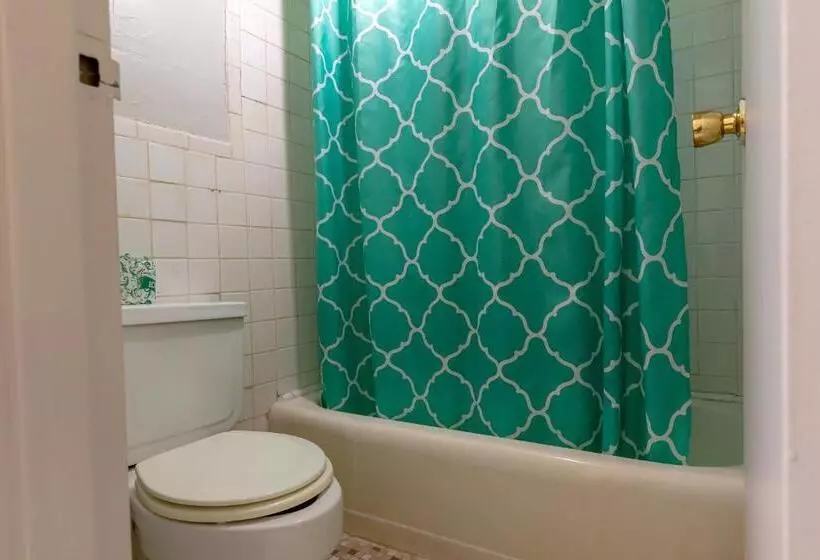 Motelli Oyo  At Chicago Rockford International Airport, Il