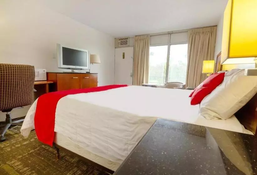 Motelli Oyo  At Chicago Rockford International Airport, Il