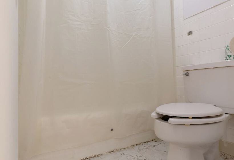 فندق على الطريق Oyo  At Chicago Rockford International Airport, Il