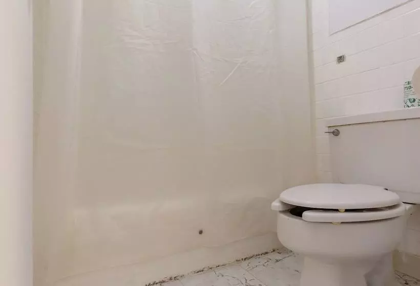 Motelli Oyo  At Chicago Rockford International Airport, Il