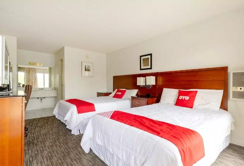 Motelli Oyo  At Chicago Rockford International Airport, Il