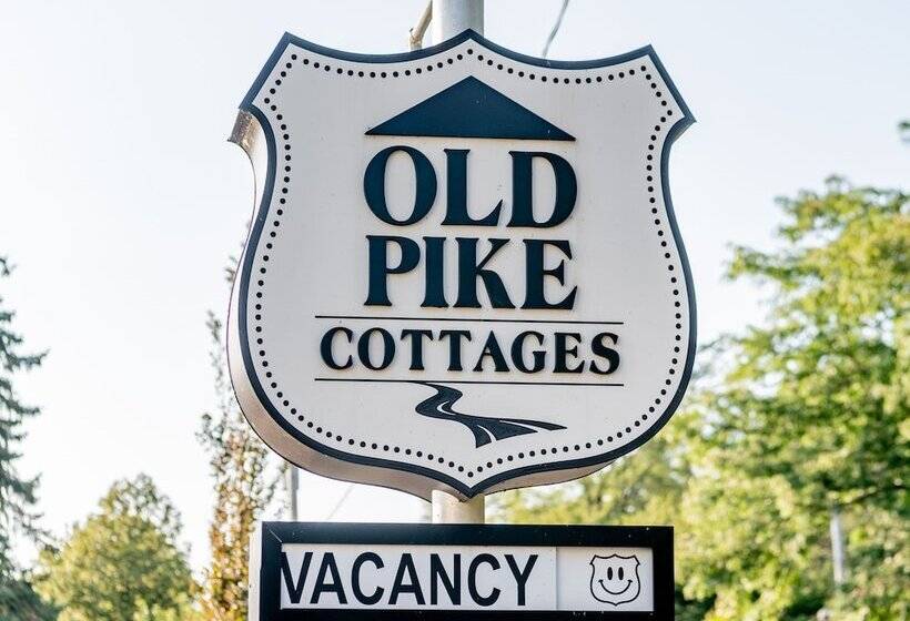 Old Pike Cottages