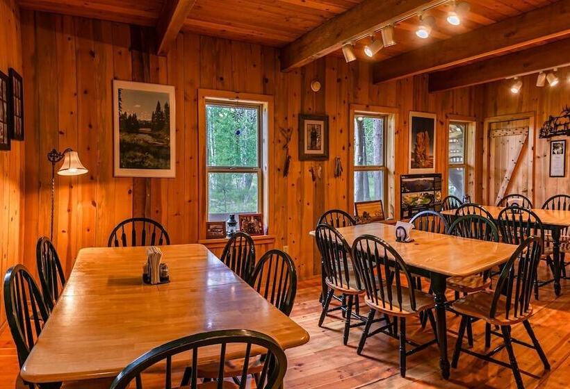 Sun Mountain Ranch Bunkhouse   Near Crater Lake