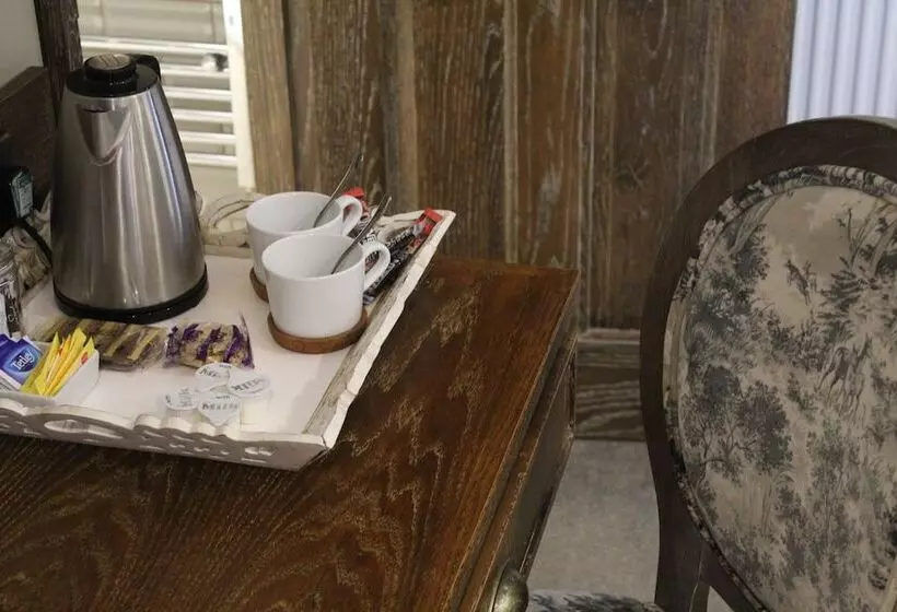 Aamiaismajoitus (B&B) Red Dragon Inn