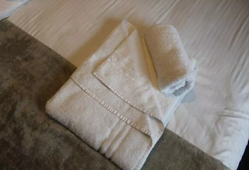 Aamiaismajoitus (B&B) Red Dragon Inn