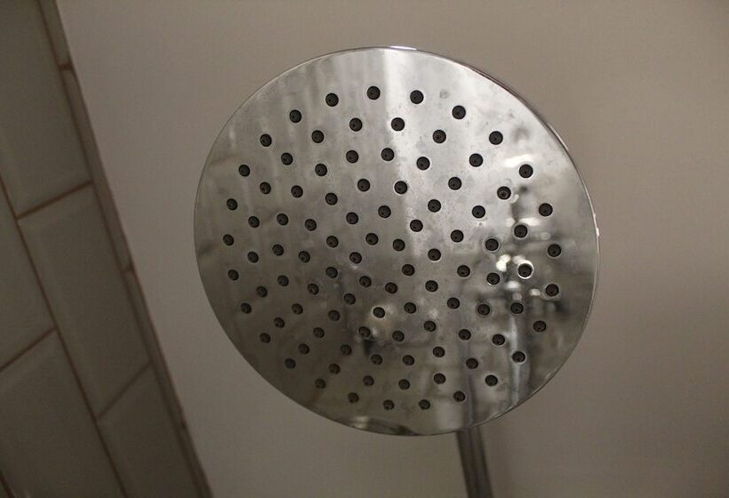 ベッドアンドブレックファースト Red Dragon Inn