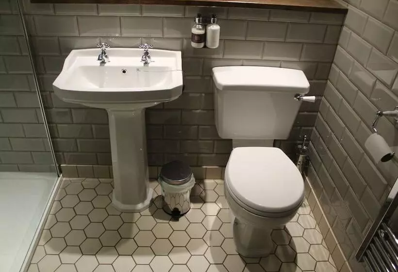 Aamiaismajoitus (B&B) Red Dragon Inn