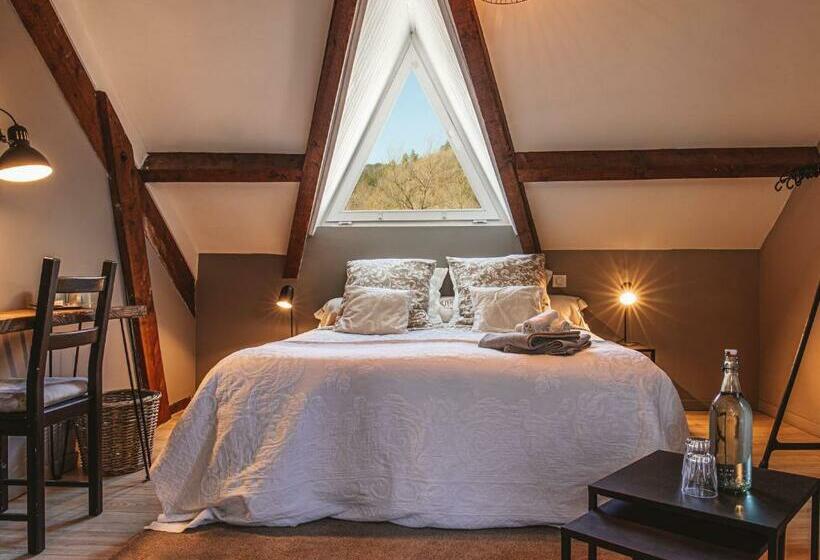 Общежитие La Petite Auberge De Virginie