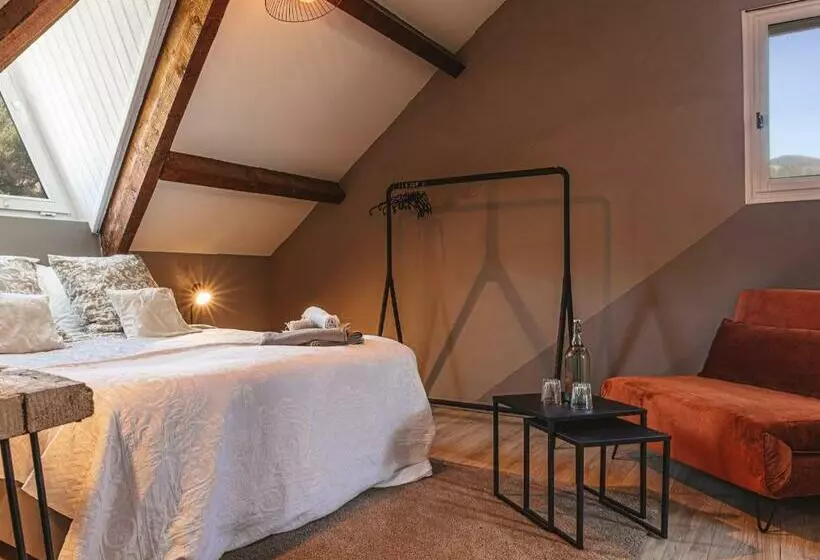 La Petite Auberge De Virginie