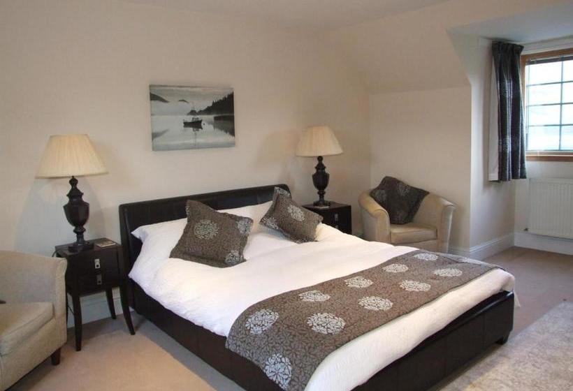 مبيت وإفطار Trien Lodge