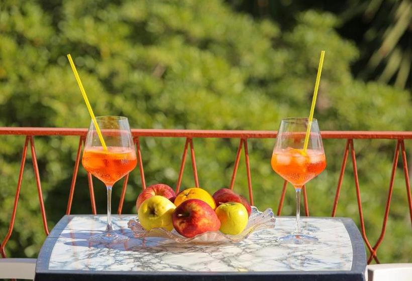 Mini Hotel Rendez Vous