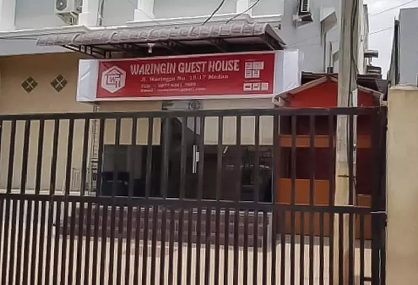 Hotelli Waringin Residence