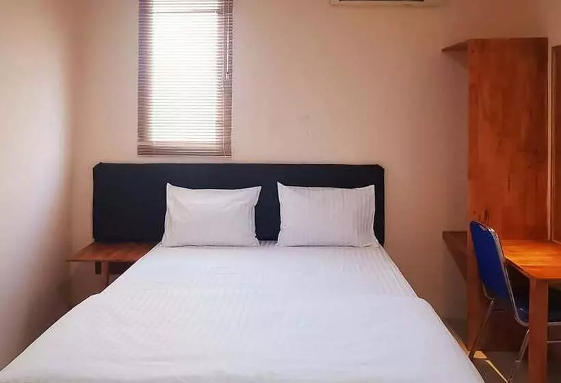 Hotelli Waringin Residence