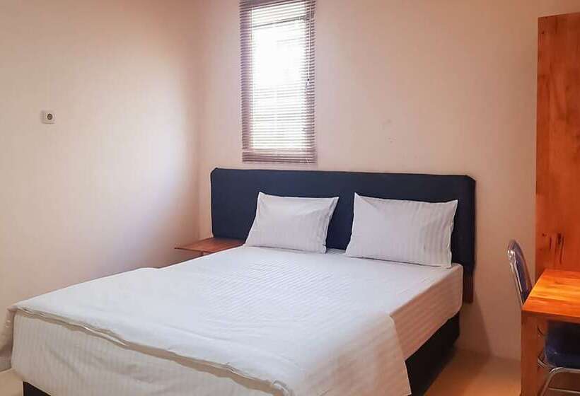 فندق Waringin Residence