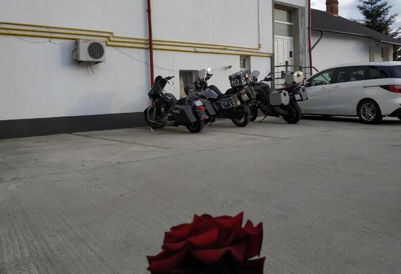 پانسیون Casa Agape