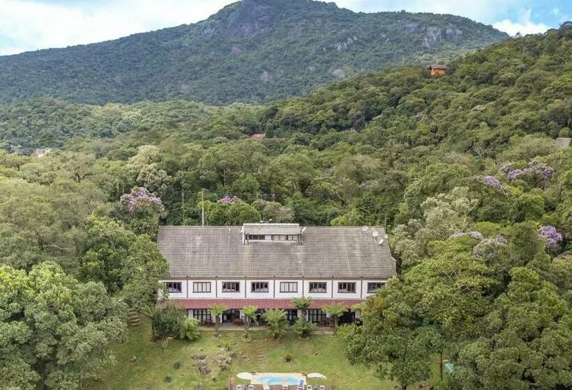 ペンション Pousada Villaserrana
