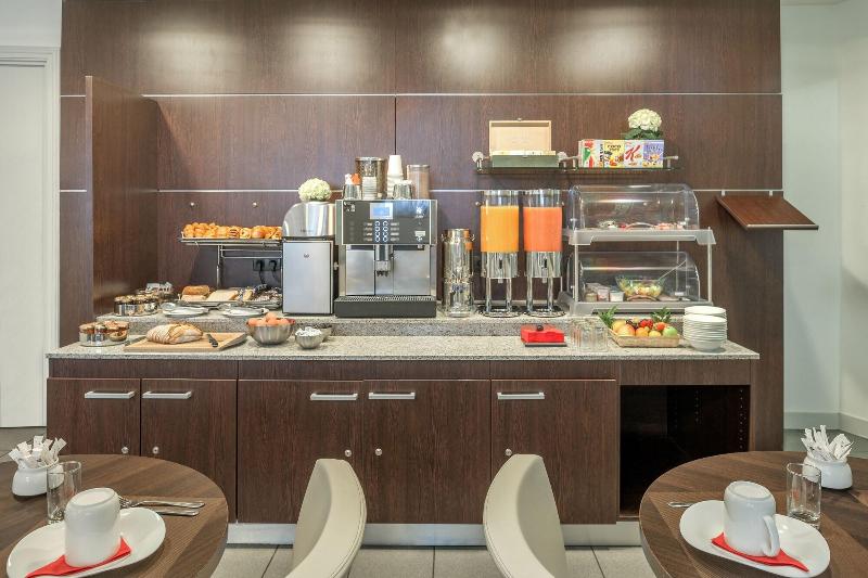 Citadines Republique Paris