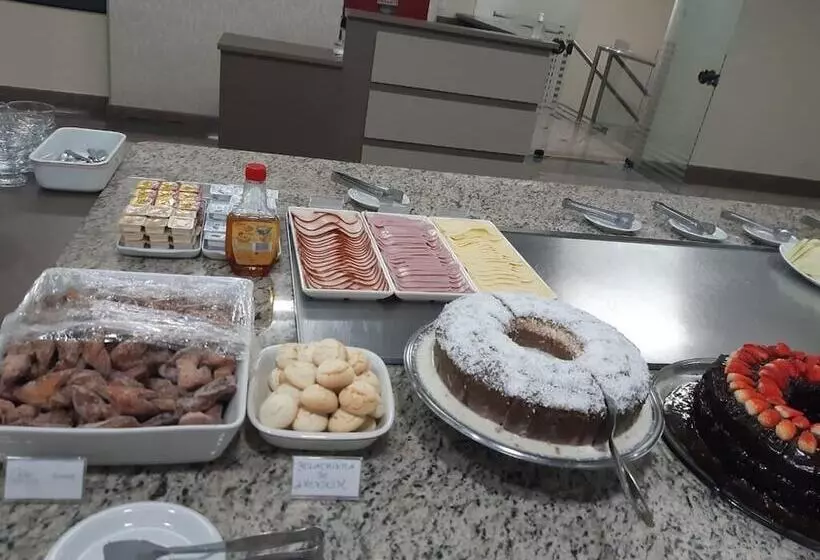 בית מלון כפרי Astron Suítes São José Dos Pinhais By Nobile