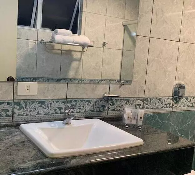 בית מלון כפרי Astron Suítes São José Dos Pinhais By Nobile