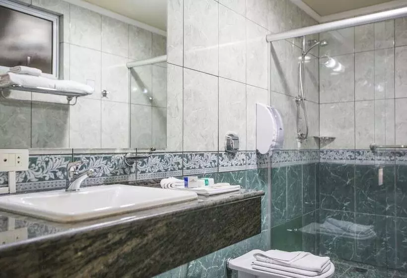 בית מלון כפרי Astron Suítes São José Dos Pinhais By Nobile