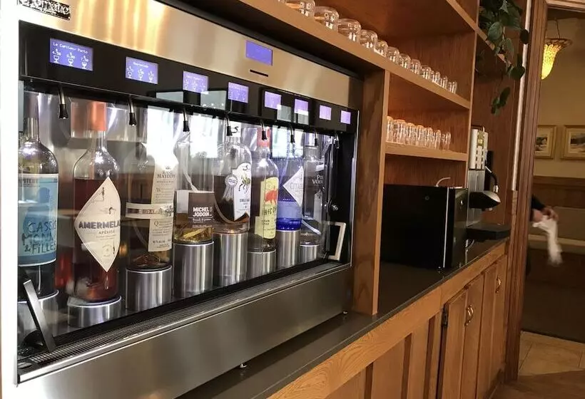 هتل Auberge Saint Pierre