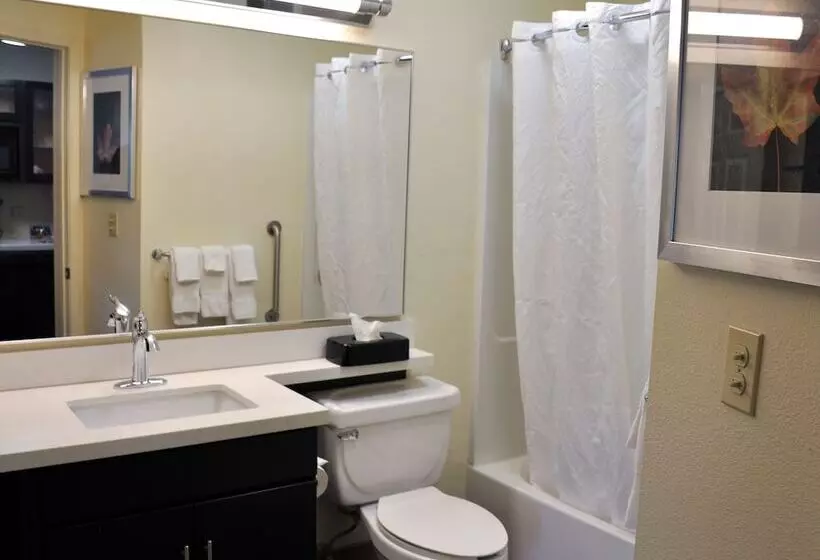 ホテル Candlewood Suites Louisville Airport By Ihg