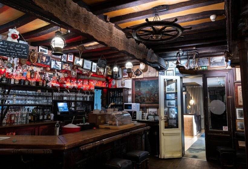 בית מלון כפרי De L'univers