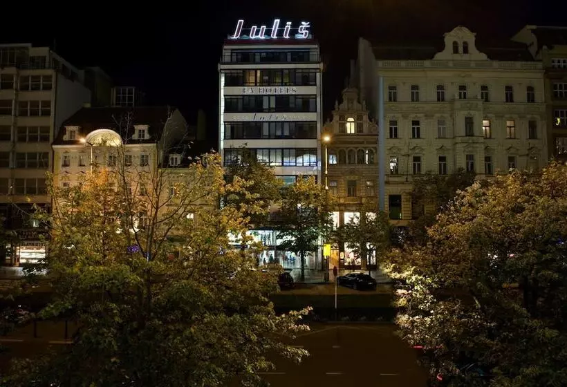 Ea Hotel Juliš