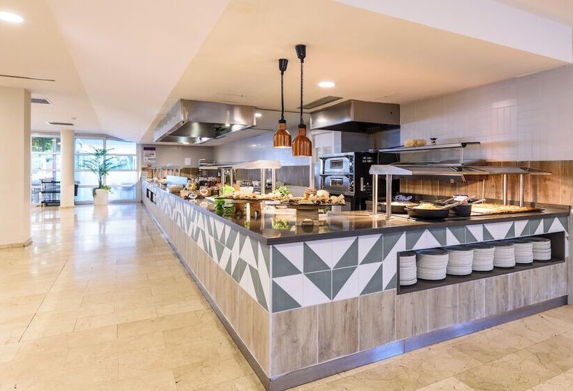 Отель Fergus Club Palmanova Park