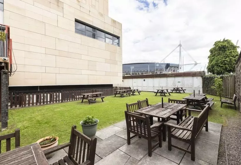 호텔 Holiday Inn Cardiff City, An Ihg