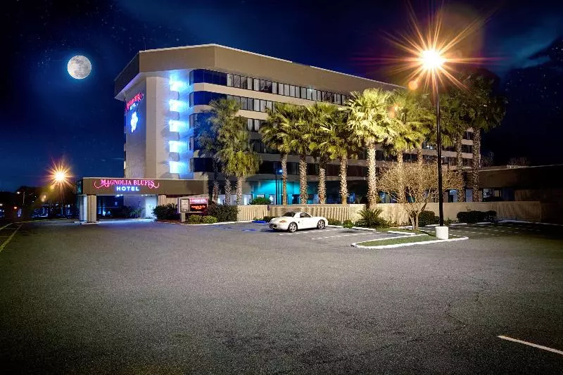 Hotel Magnolia Bluffs , Bw Signature Collection