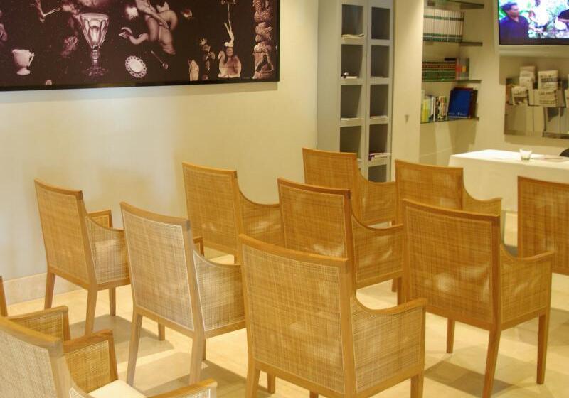 هتل Neptuno Playa & Spa