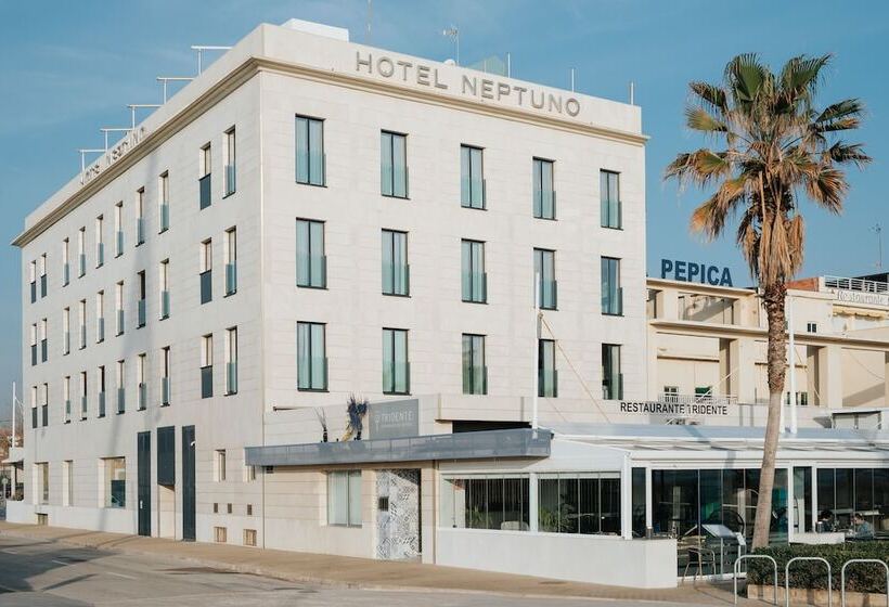 هتل Neptuno Playa & Spa