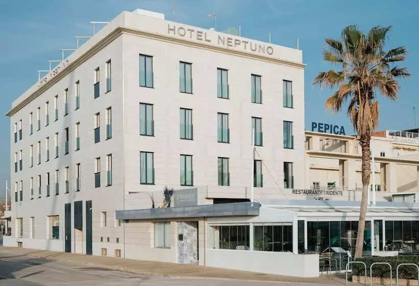 호텔 Neptuno Playa & Spa