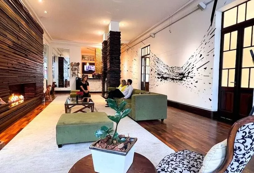 هتل Johnscher By Sj San Juan Curitiba