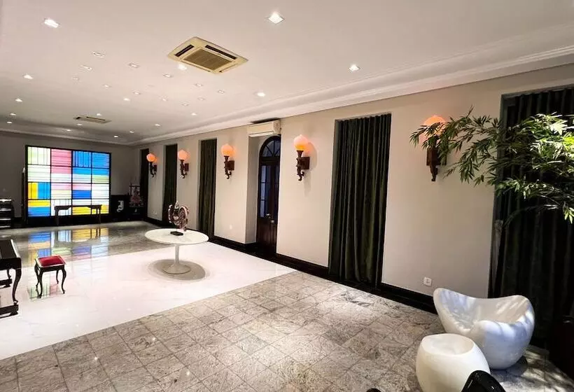 هتل Johnscher By Sj San Juan Curitiba