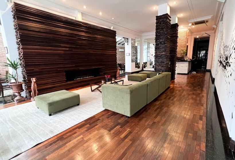 Hotel Johnscher By Sj San Juan Curitiba