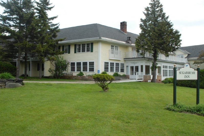 Отель The Sugarbush Inn