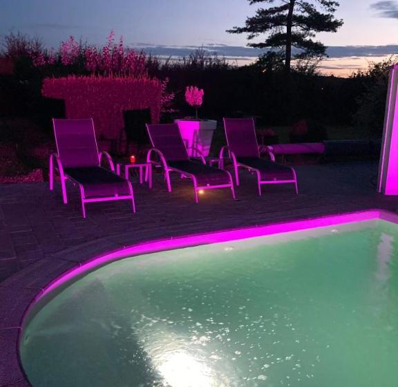 تختخواب و صبحانه Particulier Vivier Lagneau