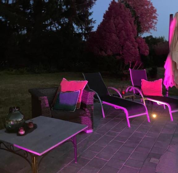 تختخواب و صبحانه Particulier Vivier Lagneau