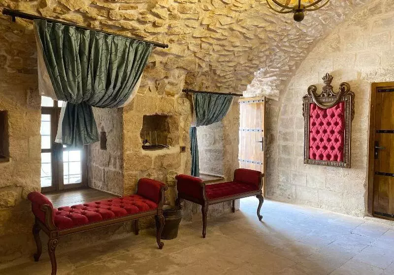 Fairouz Otel